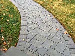 cambridge bluestone blend ledgestone random pattern front walkway walk pavers 6x9 blue stone border